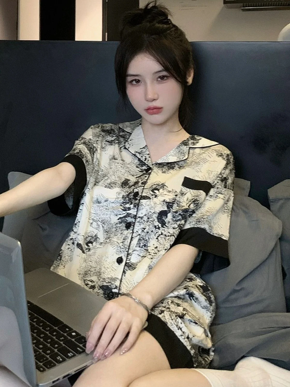 

Summer New Women's Sleepwear Short Sleeve Printed Home Clothes Set Small Collar Two-Piece Set Luxury Style Polyester Fabric