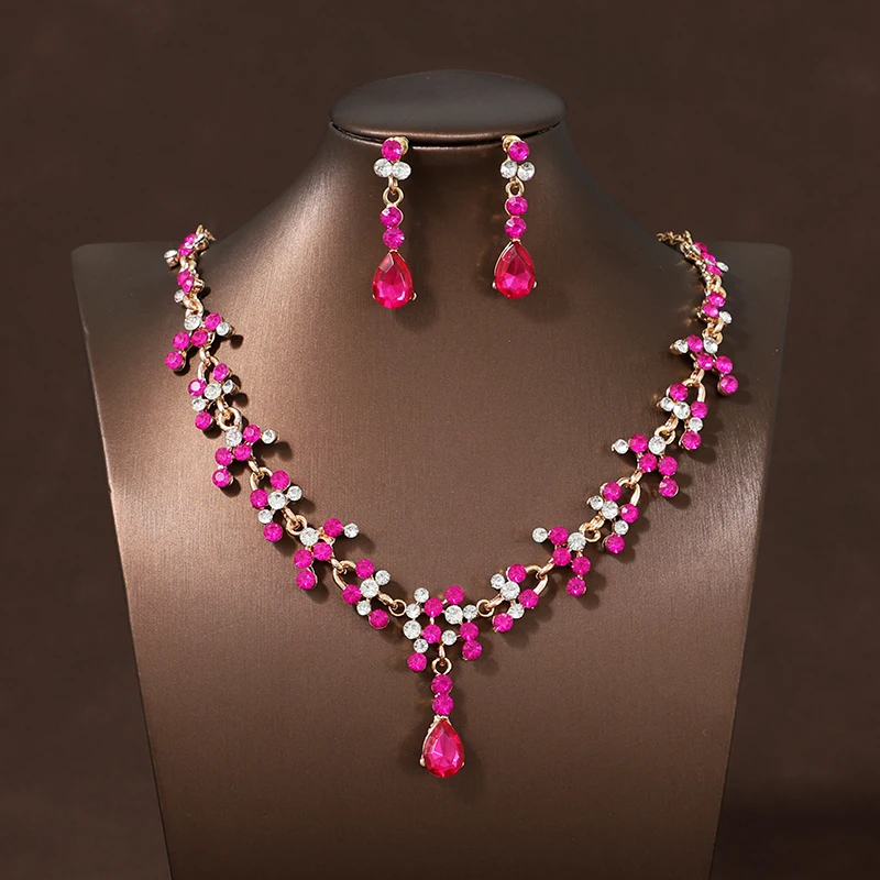 Itacazzo Bride Wedding Classic Necklace Earring Set Exquisite and Elegant for Ladies Suitable for Party Festivals