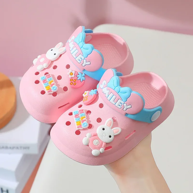 2024 Summer Baby Girl Sandals Cute Cartoon pantofole neonato Indoor Bath scarpe antiscivolo sandali da spiaggia per neonato