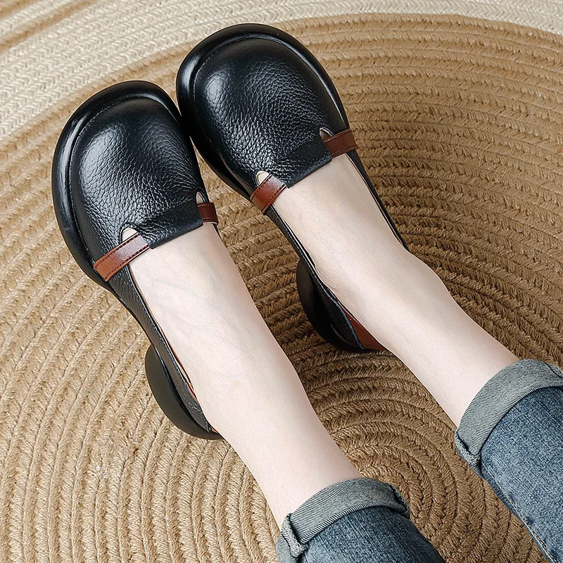 

New genuine leather flats women round toe shallow shoes ladies luxury driving moccasins female vintage slip on autmn loafers