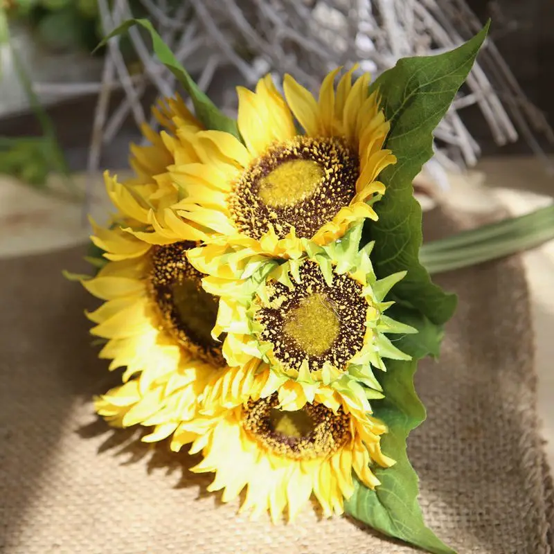 Sweet Artificial Sunflowers 1 Bunch 7 Heads Sunflower Decorations Silk Flower Bouquet Sunflower Table Decoration Home Decoration