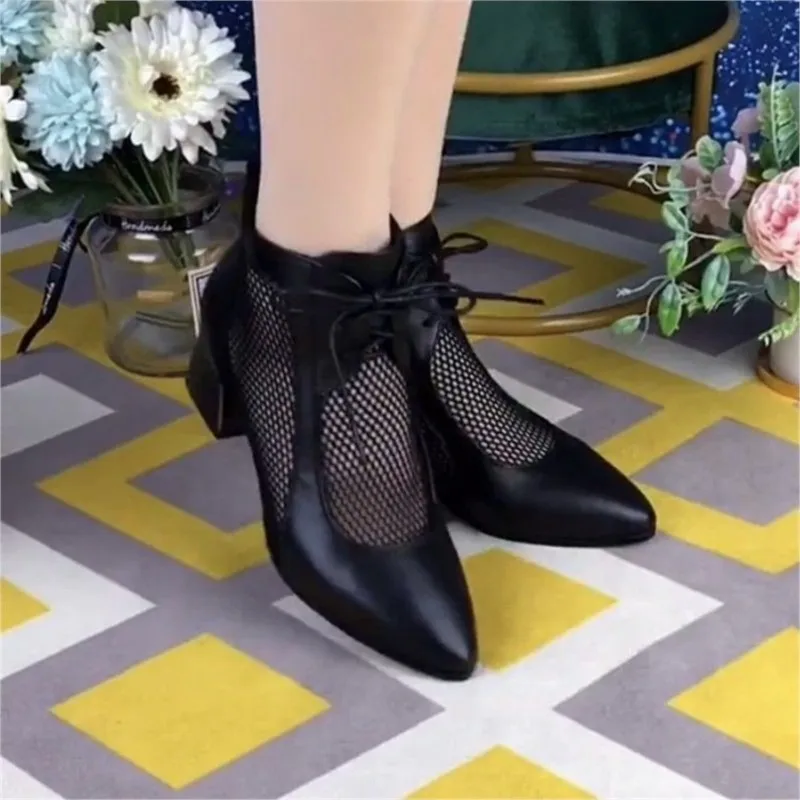 Net yarn boots women\'s new thick heel net boots cool boots thick heel hollowed out short boots spring summer boots C1083