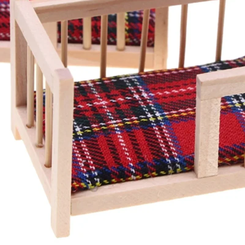 1:12 スケール ドールハウス ミニチュア ベビーベッド ベビーベッド 家具モデル、おもちゃ ドールハウス アクセサリー 装飾