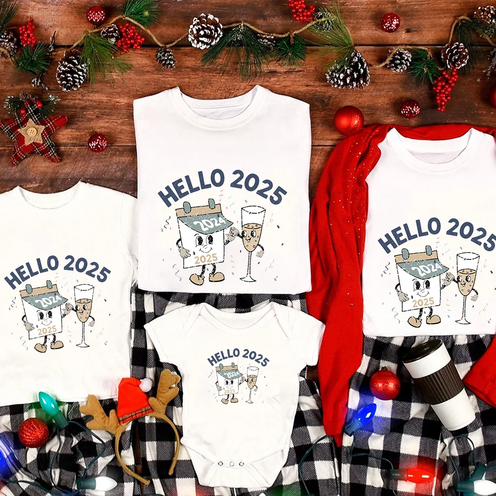 Hello 2025 Goodbye 2024 Print Family Matching Outfits Mummy Daddy Daughter Son Shirt Family Clothes New Year Party Family Outfit