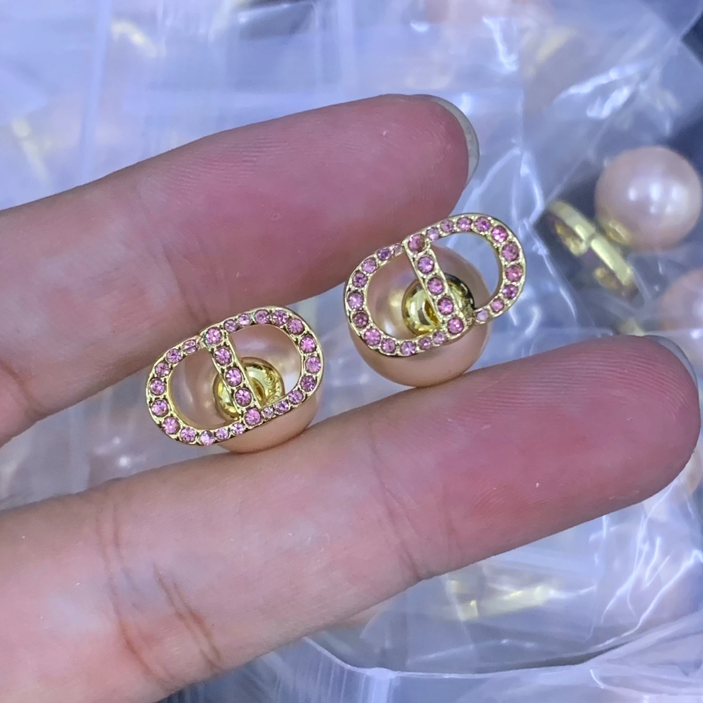 

Горячая тенденция 2025 года! Заколки с буквами Iced-Out из стерлингового серебра S925 — Instagram-Worthy Sparkle