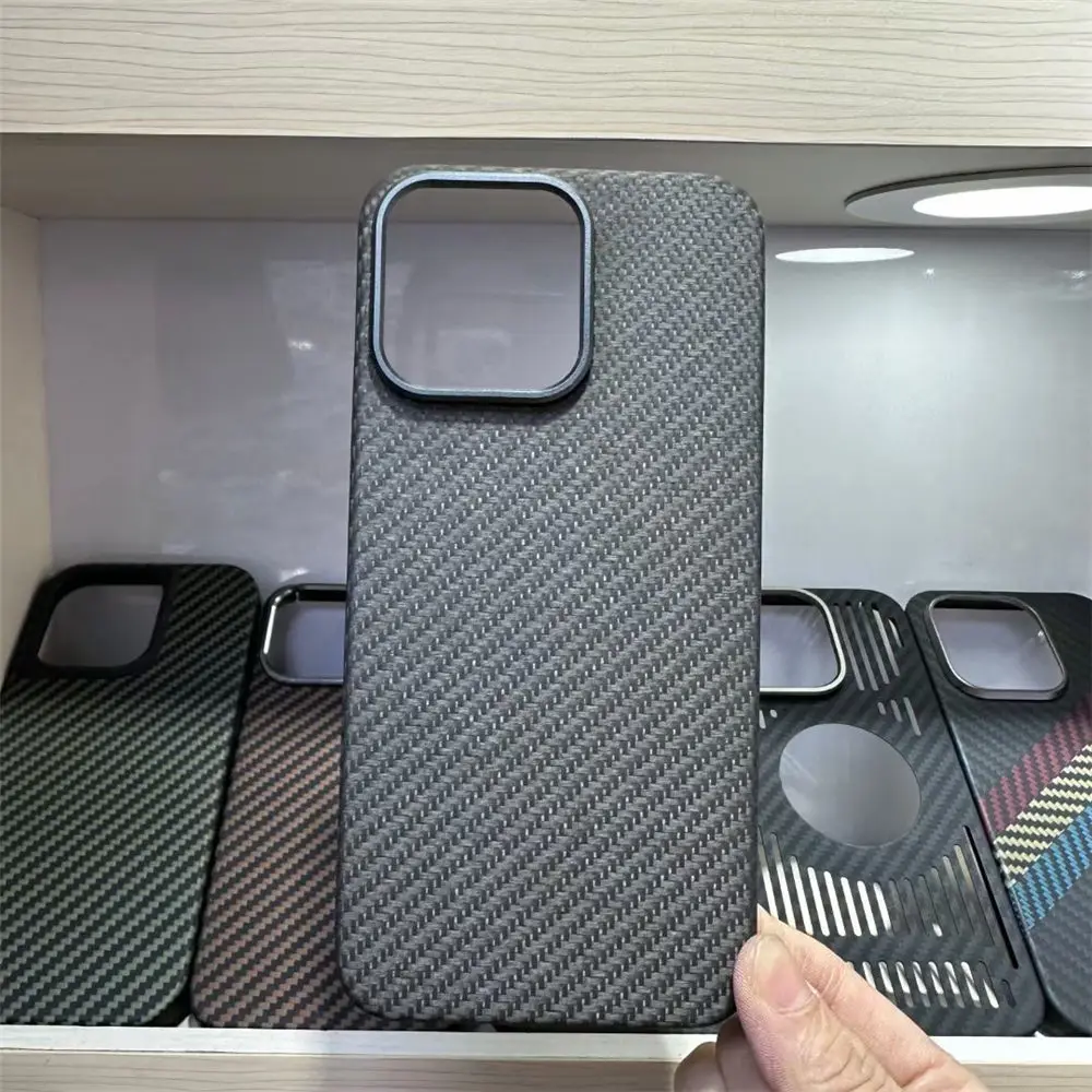 جراب أصلي من ألياف الكربون لـ iPhone ، غطاء خلفي MagSafe ، أراميد أصلي ، تيتانيوم حقيقي ، iPhone 15 Pro Max