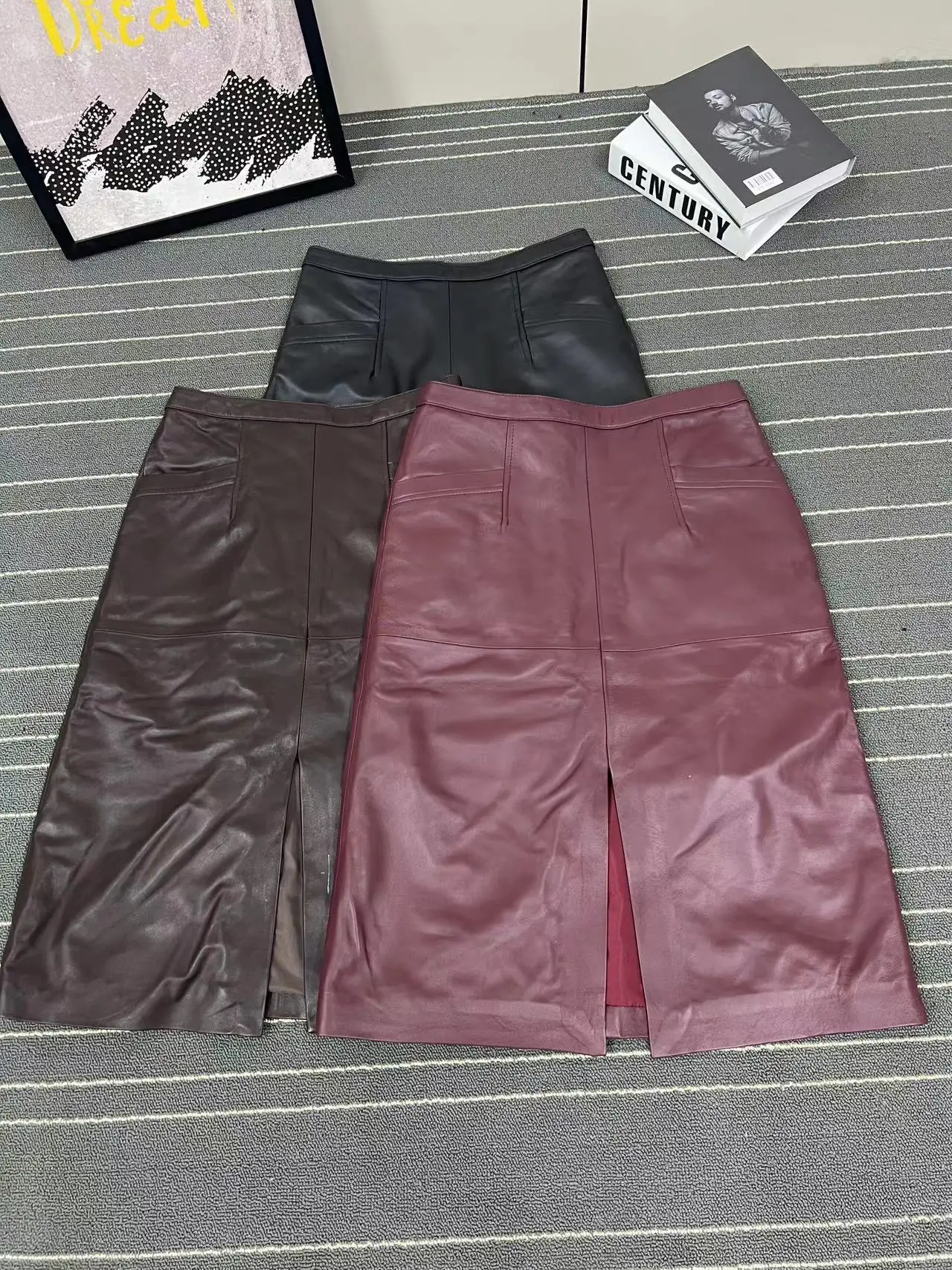 

Новая осенняя женская юбка из овчины 2024 года, приталенная, с завышенной талией, А-силуэт, в корейском стиле, модная, с разрезом