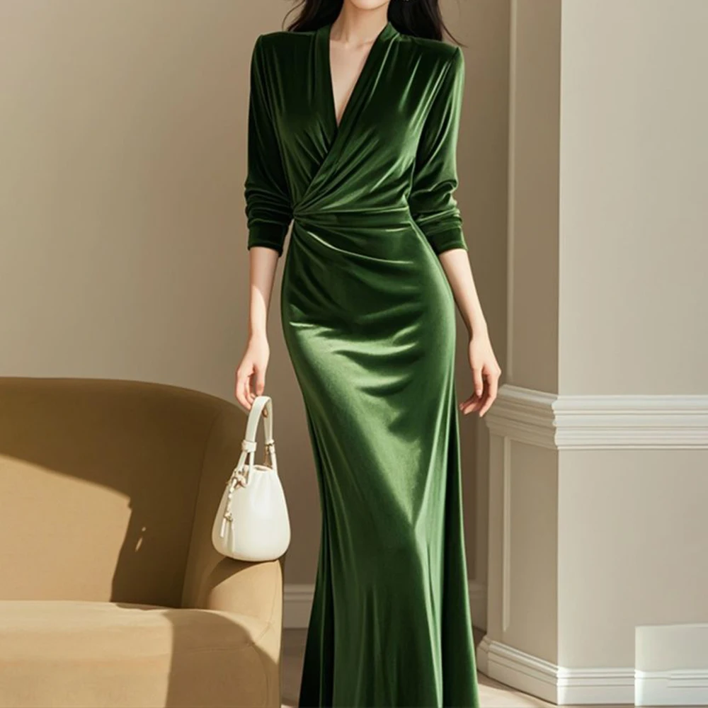 High end and super beautiful green velvet dress  women clothing  black dress  slim fit  Slight Strech  women clothing