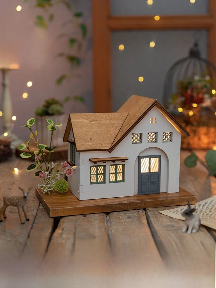 

Декоративная художественная фигурка с функцией датчика освещения, подарок на день рождения другу, украшение для дома, винтажная тематика зданий