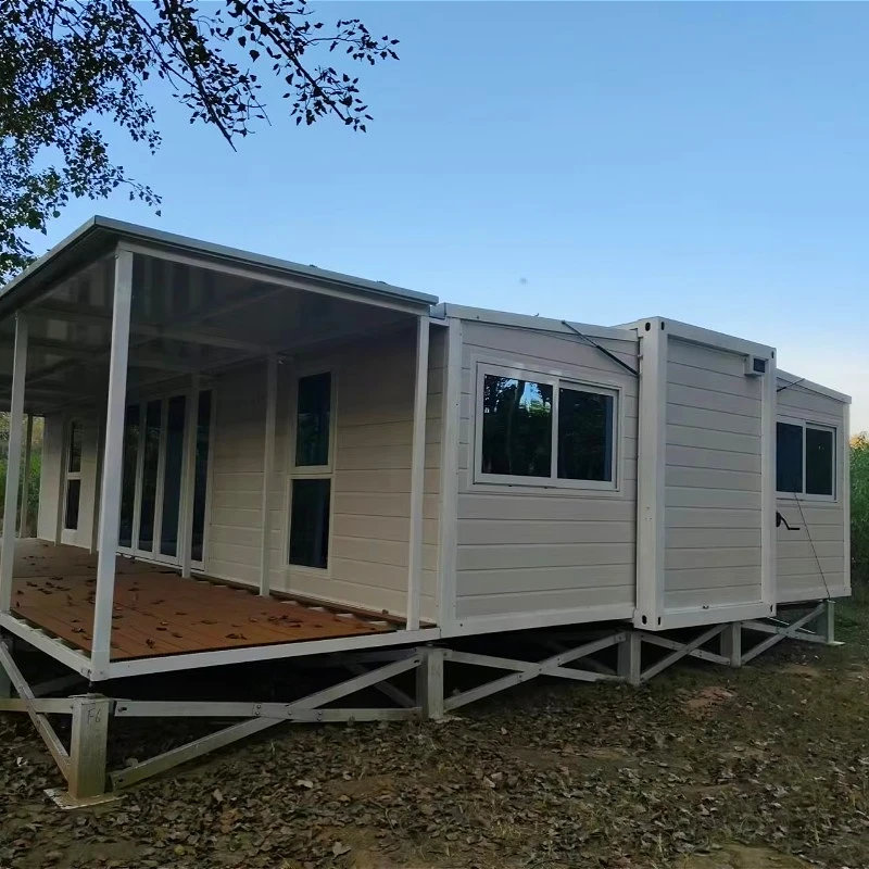 High Quality Sandwich Panel Container House with Durable Mobile Home 20ft 40ft 3 Bedrooms Fireproof