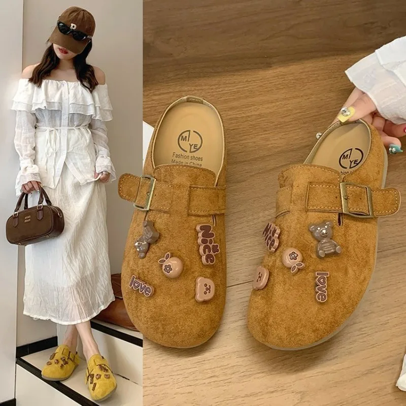Damen DIY Charms Deko Birkenstock Mule Slipper aus Wildleder, perforiert, geschlossene Zehenpartie, weiche Sohle, niedliche, lässige Outdoor-Slipper für Damen – Detail 3