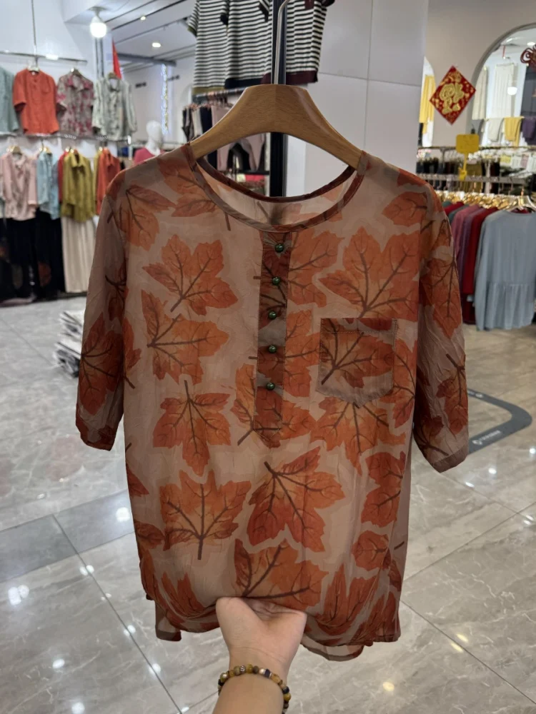 젊은 엄마의 패션 라운드 넥 프린트 오르트 슈에 쉬폰 탑 여름 신상 슬레 유니크 스몰 사이즈 중년 여성용 탑