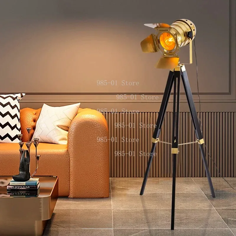 

Современный напольный светильник для гостиной, креативный светильник из массива дерева с LED-подсветкой и пультом дистанционного управления в ретро-индустриальном стиле.