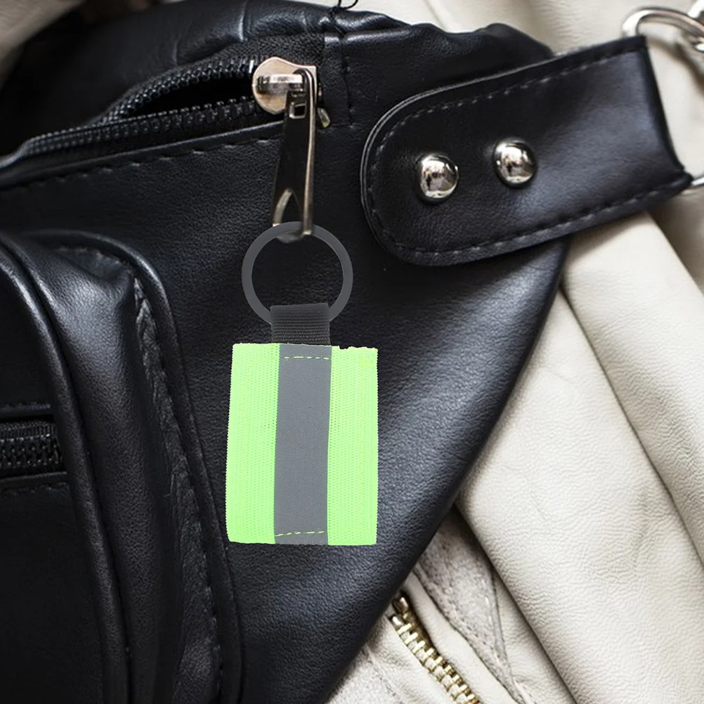 

8Pcs High Visibility Reflective Keychain Strap Lightweight Durable Nylon Aluminum Alloy for Night Running Cycling Safety