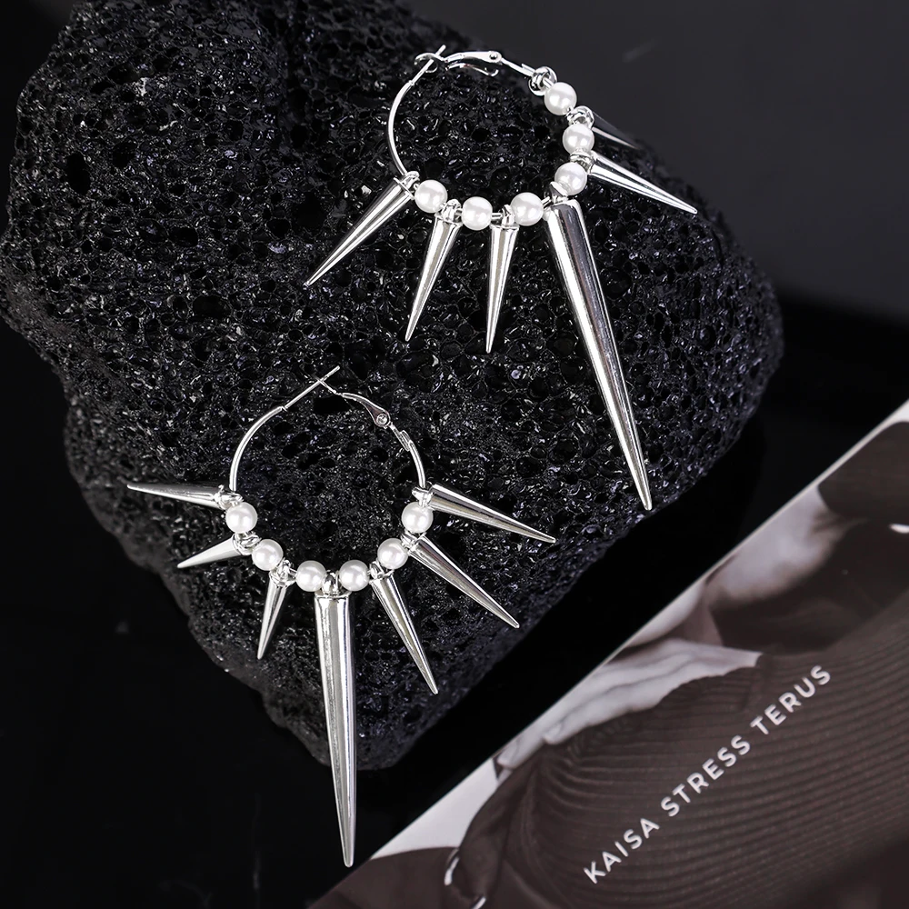 Punk Rivet Hoop Earrings for Women Cool Spicy Girl Hip Hop Earrings Jewelry Y2k Korean Style Jewelry Accessories Party Gifts