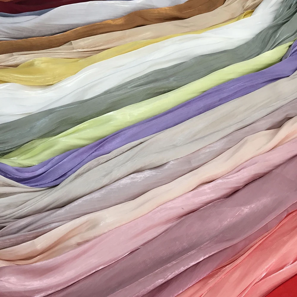 Vintage-Inspired White Women Maxi Dress with Lace & Glittery Fabric Elegant Retro Style for Timeless Wedding & Special Occasions