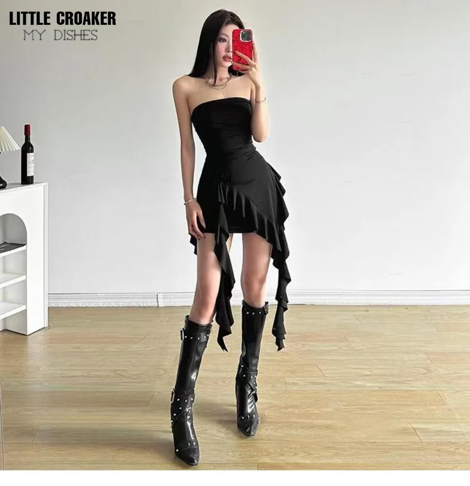 

Scene Coquette Fashion 2000s Assymmetrical Ruffle Top Runway Luxury Designer Clothing Women 2025 Red White Black Tube Top