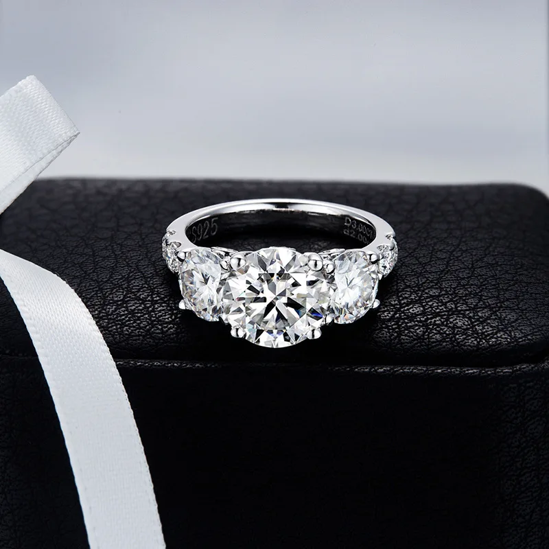

Apaison Luxury Exquisite Sparkling Moissanites Women's Ring - 925 Sterling Silver Wedding Engagement Anniversary Jewelry Gift
