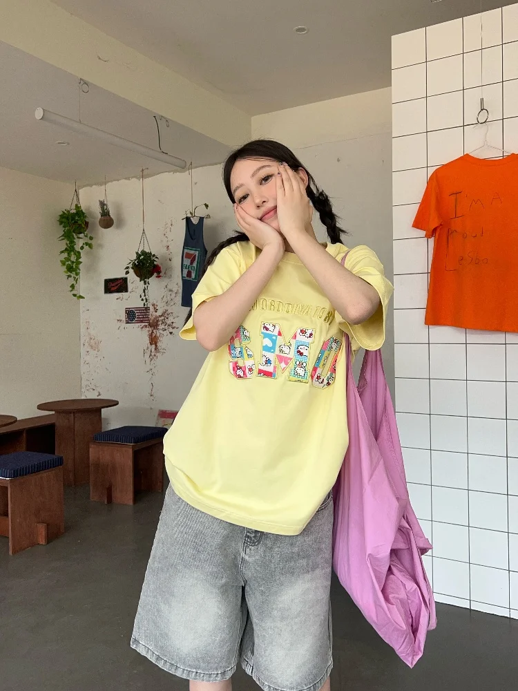 

Smorodina Летняя хлопковая футболка свободного кроя в стиле пэчворк с буквенным принтом, круглая женская футболка Ne ort Sve, розовая