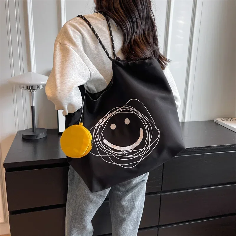 

Coffee Classroom Large Capacity Bag Women's 2023 New Autumn Canvas Tote Bag Fashion Printed Shoulder Bag