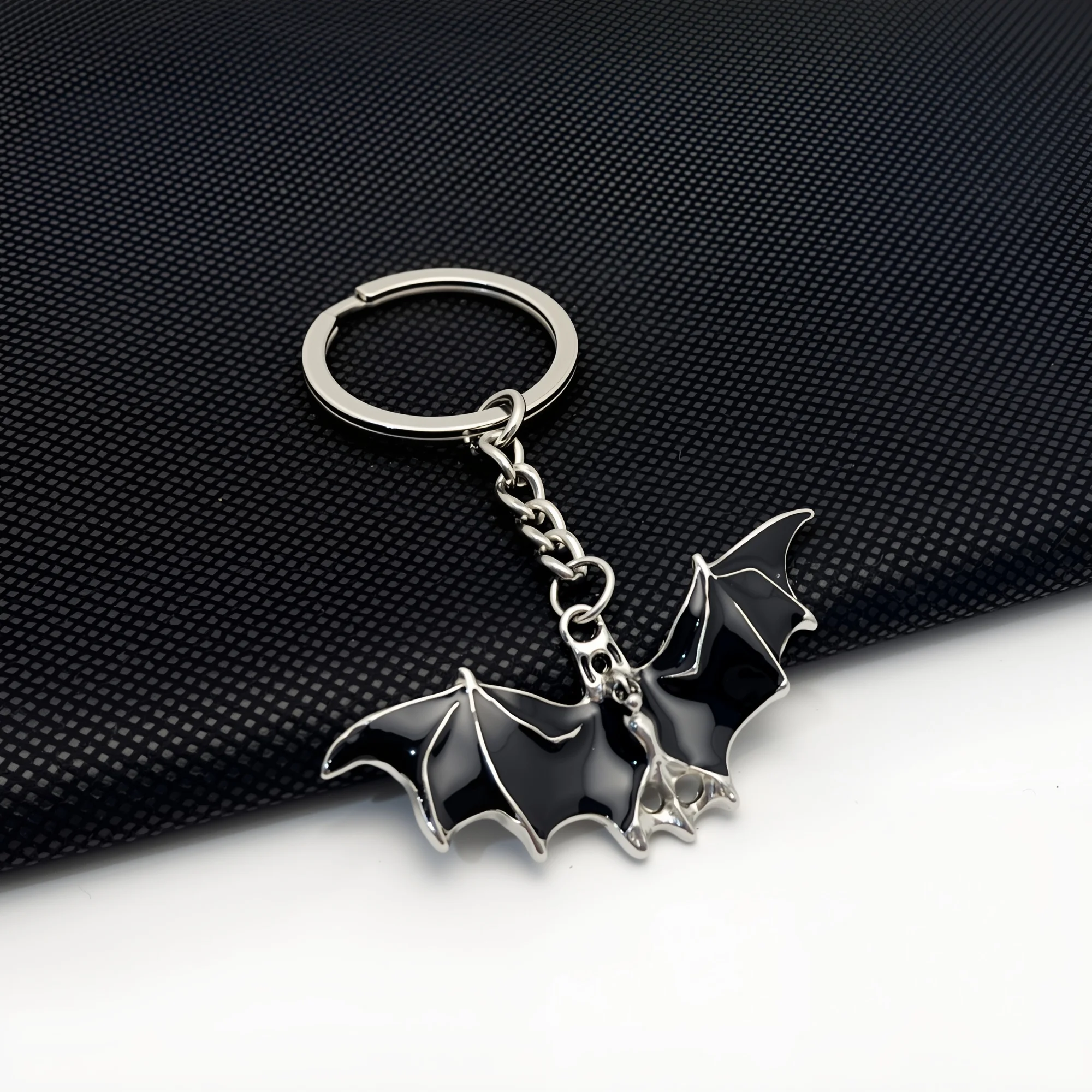 Брелок-из-черного-сплава-с-летучей-мышью-подвеска-в-виде-летучей-мыши-на-Хэллоуин-ужас-автомобиль-с-летучей-мышью-ретро-панк-хип-хоп-рок-сумка-подвеска