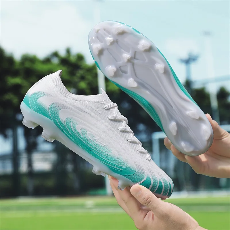 Men Professional Training Football Boots Futsal Ultralight Soccer Shoes Breathable Sneakers Unisex Grass Cleats Zapatillas Male