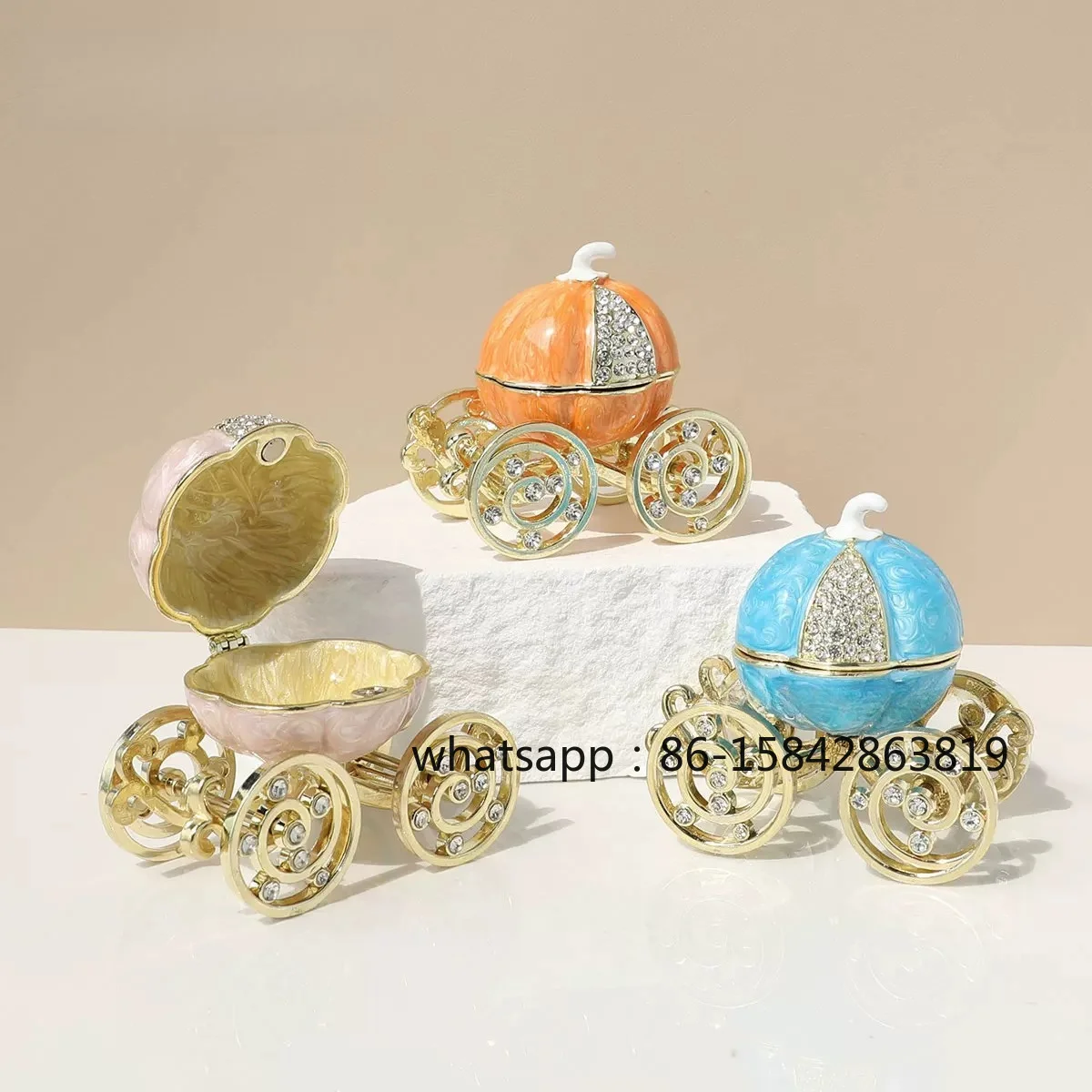 Pumpkin Carriage Proposal Ring Box, Cute Little Jewelry Storage Box, Ornament.