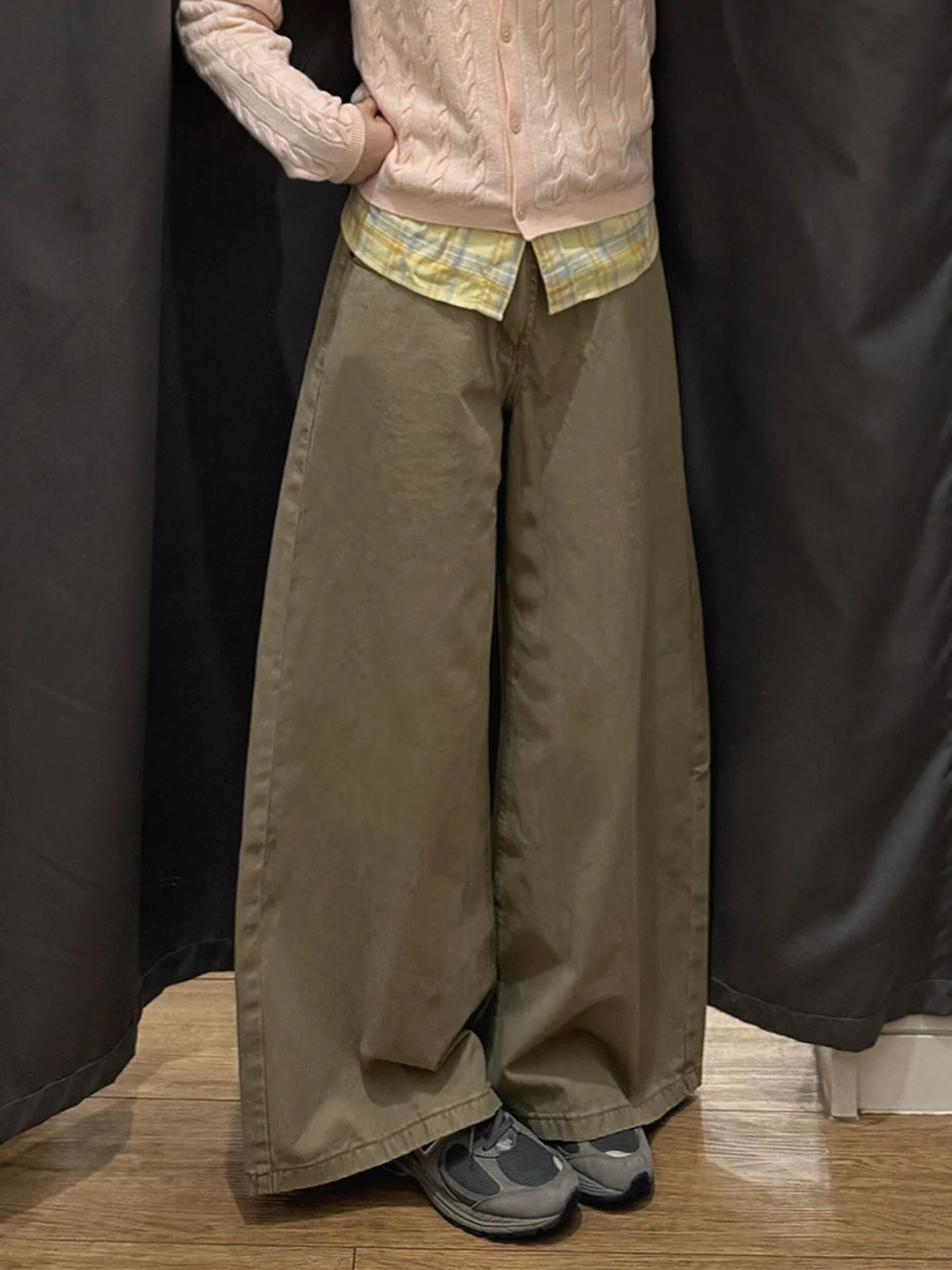 High Waist Straight Leg Thiened Casual Denim Jeans Women's Autumn Winter New Sle Spicy Girl Khaki Color Women's Jeans