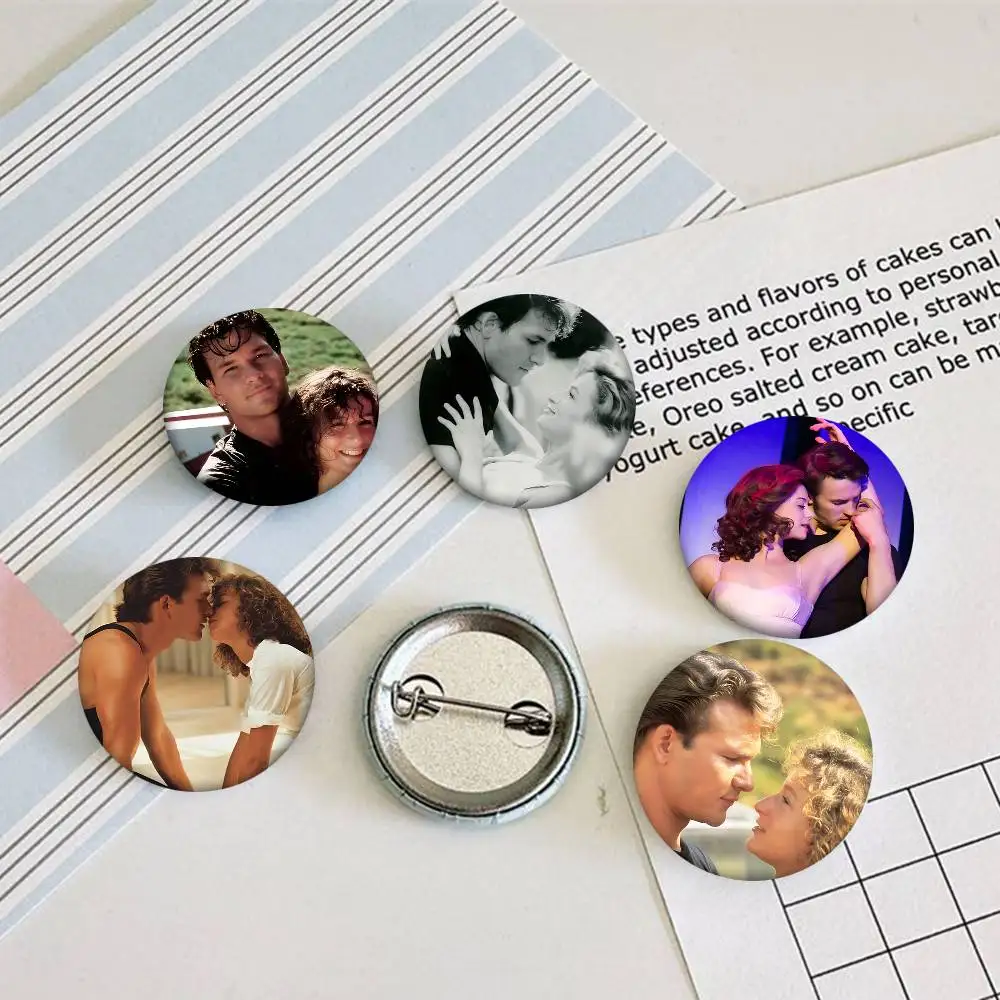 Vintage Filmklassiker Dirty Dancing Rundes Abzeichen Kreative Brosche Kleidung Rucksack Accessoires Anstecknadel