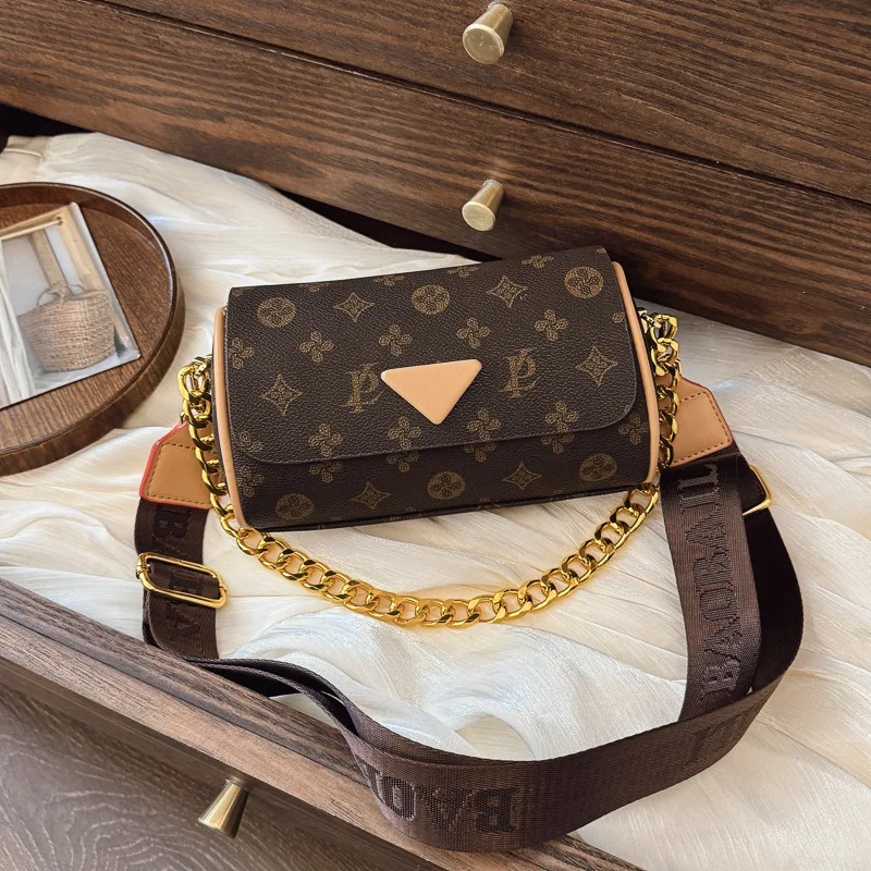 

Retro Light Luxury Small Bag Women's New Fashion Shoulder Handbag Versatile Super Fire Broadband Messenger Bag