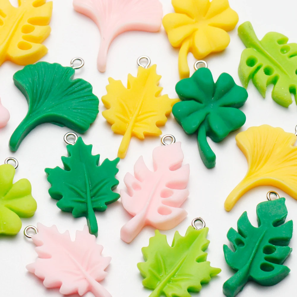 10pcs Resin Leaf Charms Four-leaf Clover Maple Gimkgo Leaves Pendants for Earring Necklace Bracelet DIY Jewelry Making Supplies