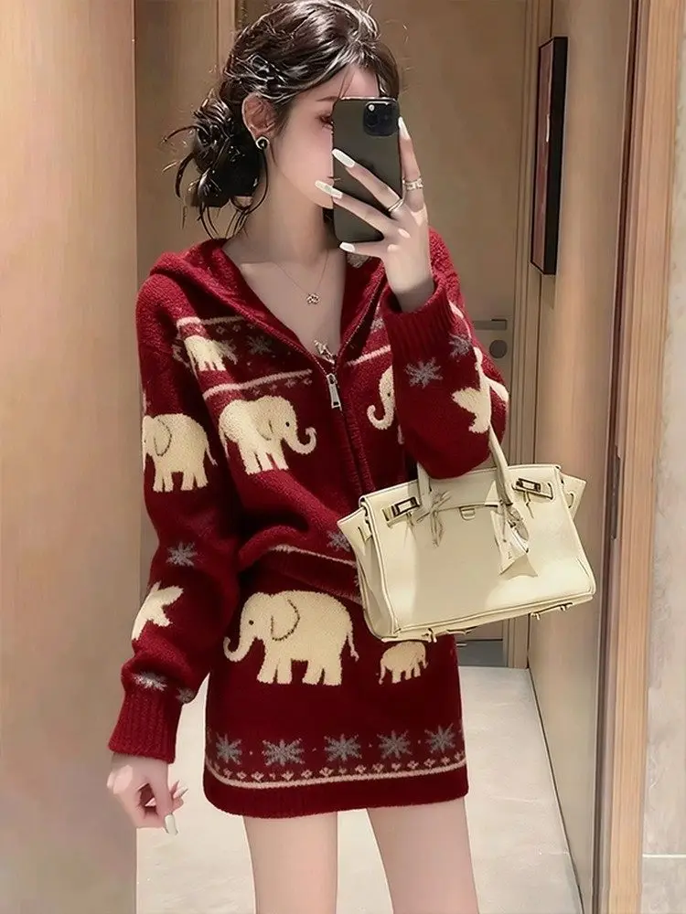 Red Knitted Jacquard Set Women's New Autumn/Winter Korean Edition Age Reducing Top Half Skirt Two Piece Set