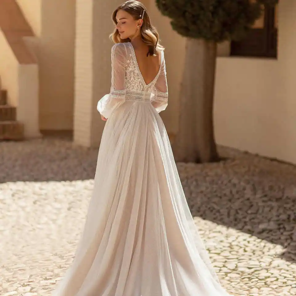 Abiti da sposa vintage a-line per le donne Appliques in pizzo con scollo a V abito da sposa manica lunga Sweep Train Vestido De Noiva personalizzato