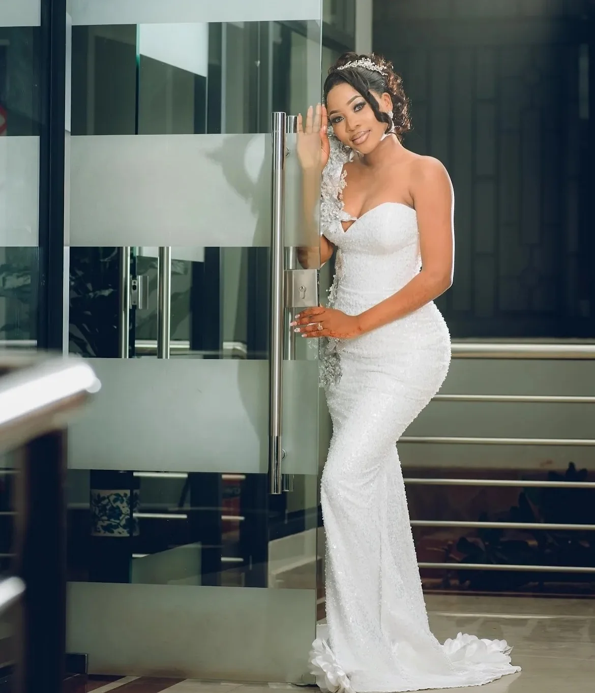 Luxury South African Wedding Dresses Black Girls Mermaid Sweetheart Floral Pearls Bridal Gown Vestido De Noiva Customized