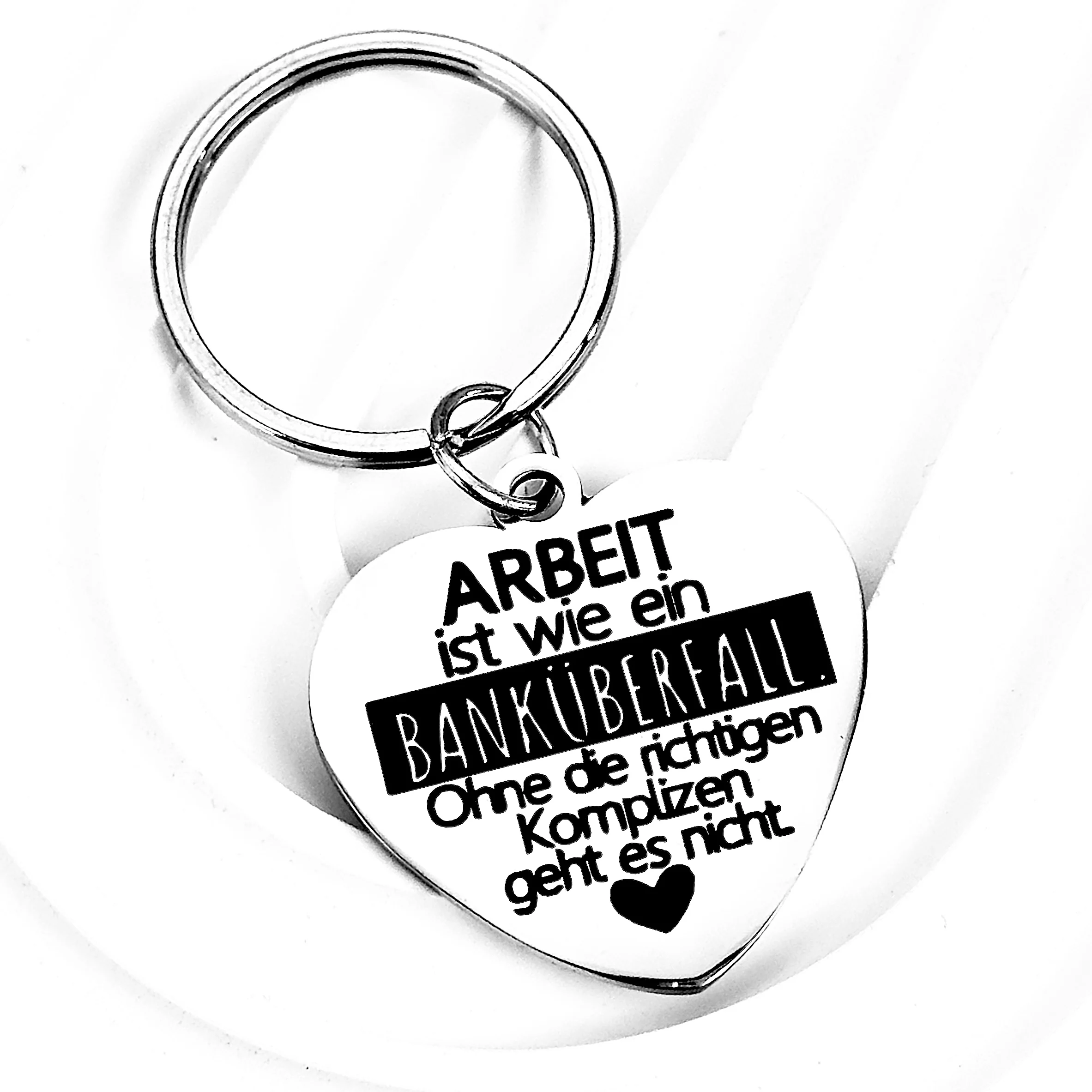 Fashion German“Arbeit” Heart-Shaped Stainless Steel Keychain, Perfect Colleague Gift