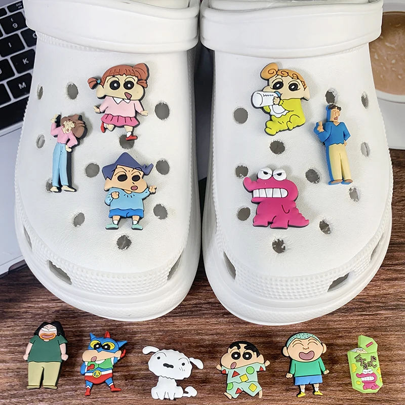 21pcs Anime Crayon Xiaoxin Cool Shoes Charming PVC Crocodile Leather Accessories Children's Christmas Gift Shoes Decoration