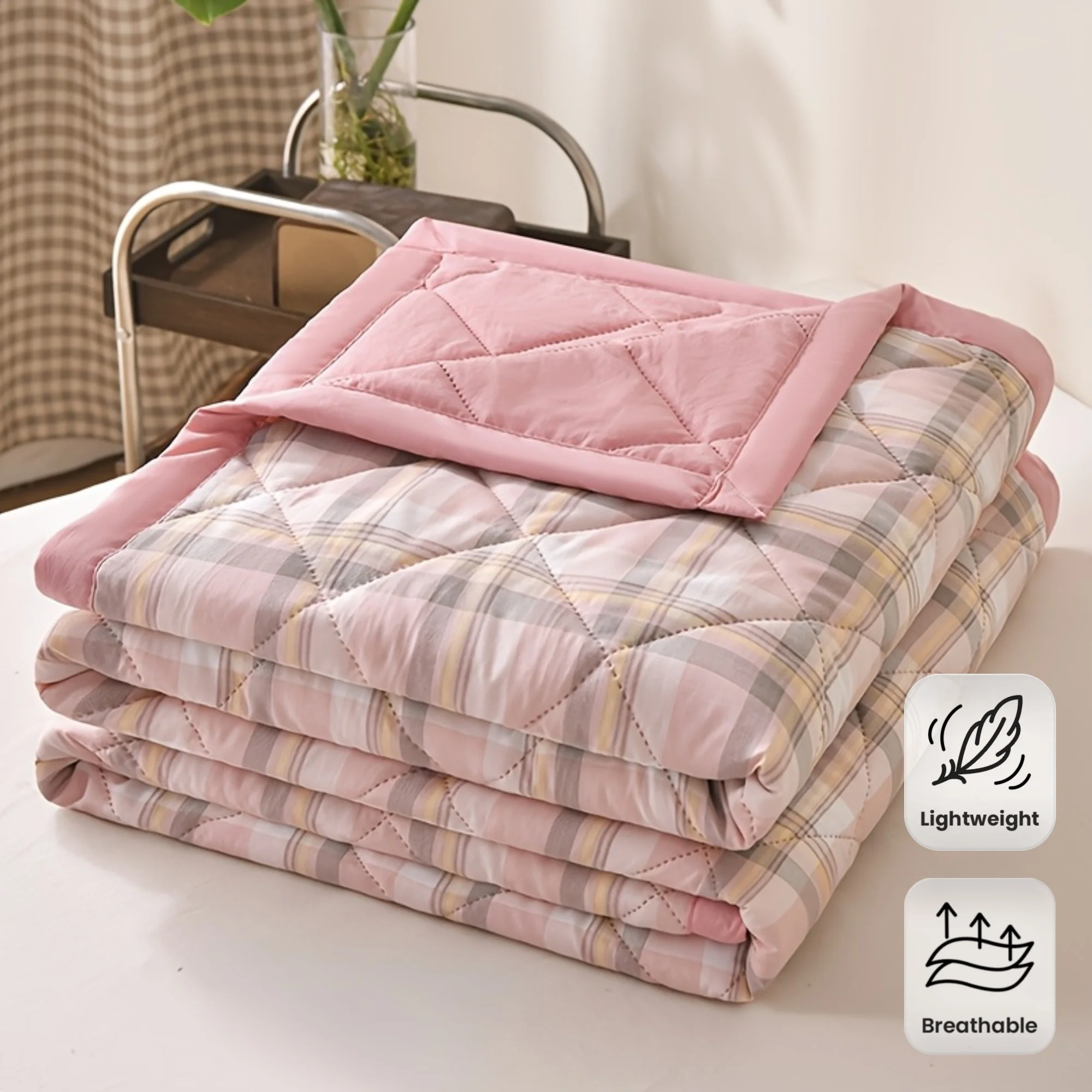 1pc Ultra-Soft Checkered Summer Quilt - Lightweight And Breathable, Soft And Skin-Friendly，Ultrasonic Embossing Technology