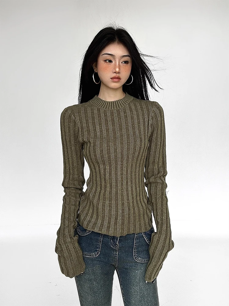 Hot girl retro niche design dark green ribbed sweater