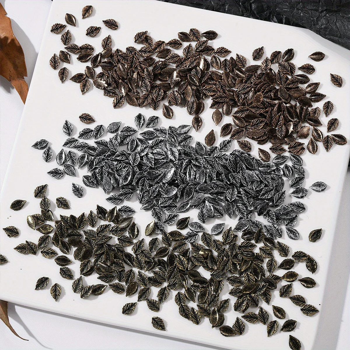 50 個樹脂黒花葉ローズネイルアートアクセサリーヴィンテージネイルデコレーション電話ケースヘアピン Diy アクセサリー装飾