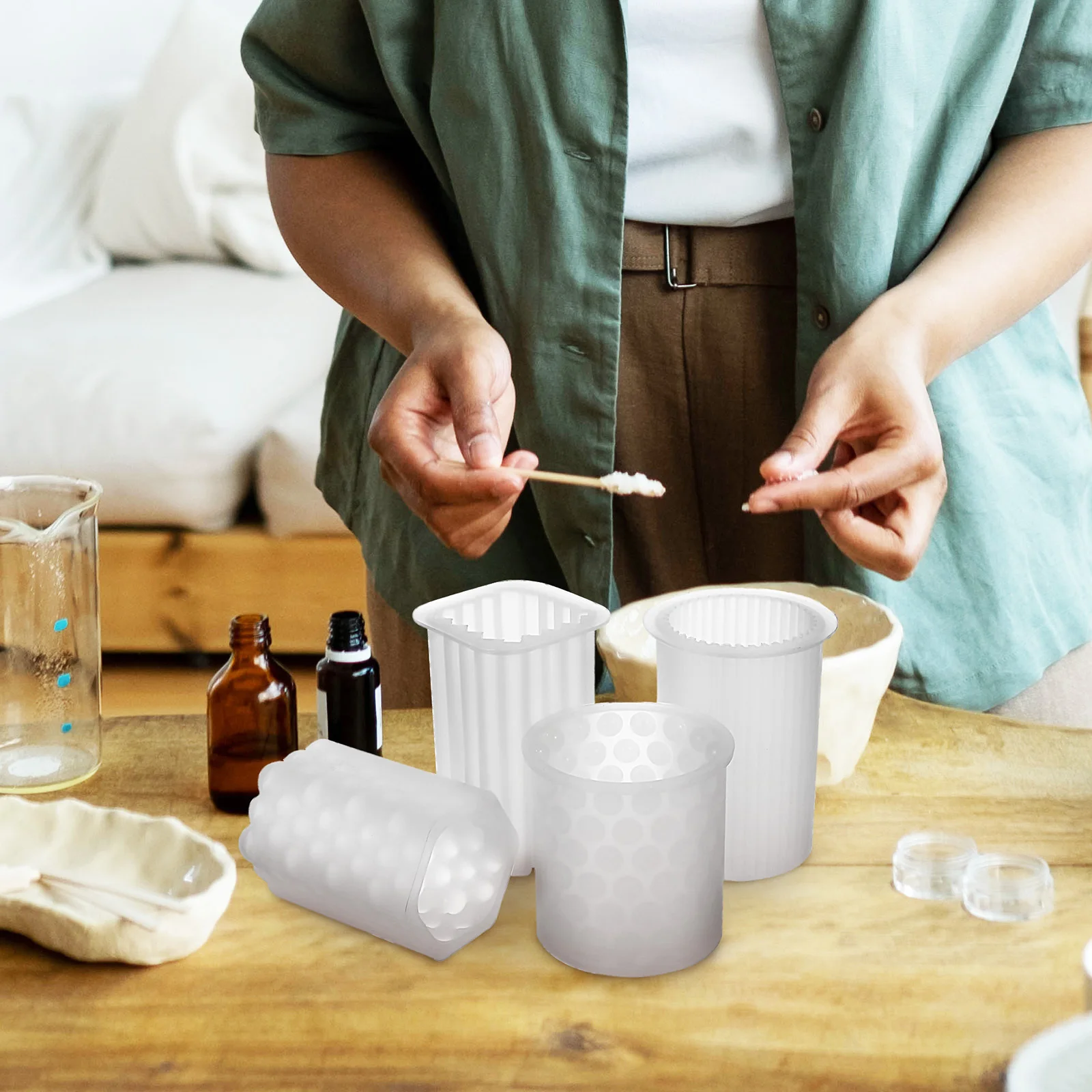 

4Pcs Molds Silicone Unique Shapes DIY Supplies Easy Release Reusable for Scented Candles Soap Making Molds