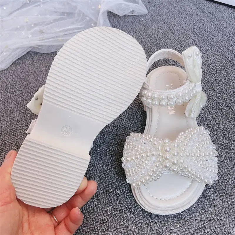 Bling Girls Pearls Bow Kids Shoes Cute Luxury Beaded Comfort Princess Flat Sandals 2023 Summer Children's Party Wedding Shoes