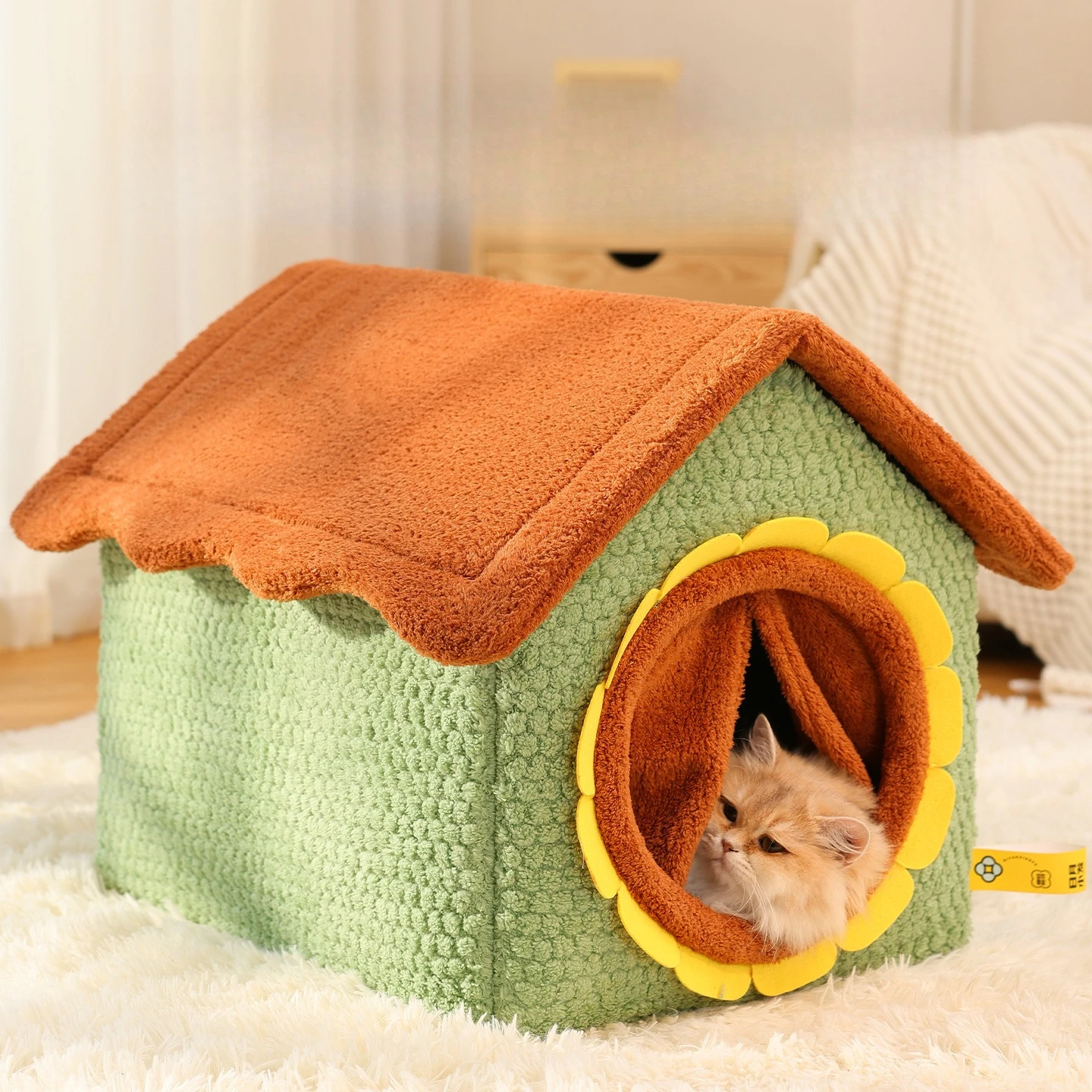 

Winter Deep Sleep Comfort Cat Bed Cute Sunflower Shape Nest Pets Tent Cozy Cave for Cats House Soft and Self Warming Kitten Beds