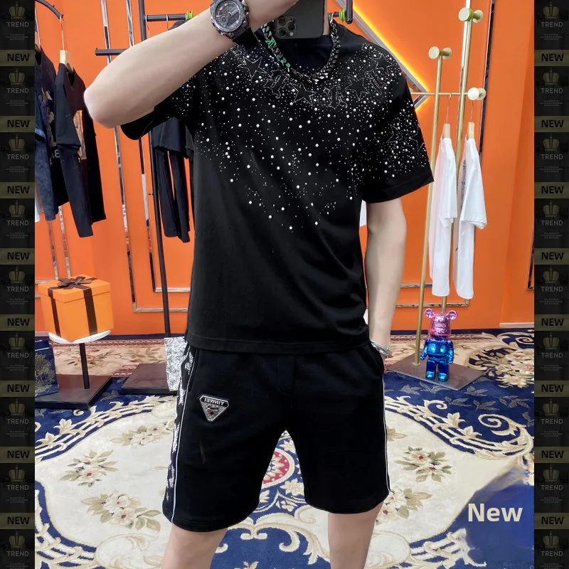 

Summer Men's Casual T-irt orts Set Diamond Studded ort Sve Youth Faionable Sportswear Paage Breathable Comfortable
