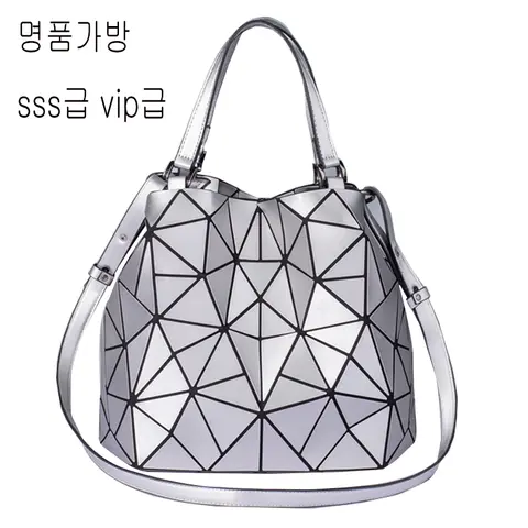 가방 명품 여성 가방 광저우 명품가방 크로스백 명품가방 sss급 vip급 토트백 명품 가방 s급 명품가방 버킷백 슬링백 핸드백 골프가방 메신저백 손가방 핸드폰가방 가방 크로스백 에코백 토트백 숄더백 보스턴백 y2k 여성용 바오 핸드백, 2024 디자이너 럭셔리 토트 버킷백, 기하학적 크로스바디 숄더 메신저 핸드백, 실버 패션