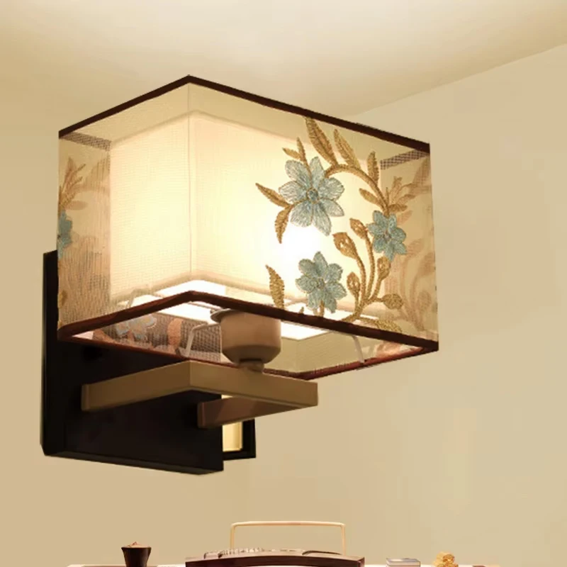 

Wrought Iron Embroidery led Wall Lamp Bedroom Bedside Personality Sconce Creative Living Room Decoration Wall Lighting Fixtures