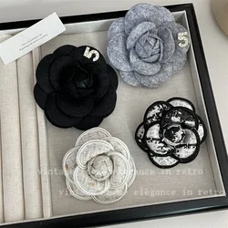 Elegant Women Girls Fashion Clothing Plaid Camellia Brooches Badges Classic Lady High Quality Partgy Wedding Pins Accessories