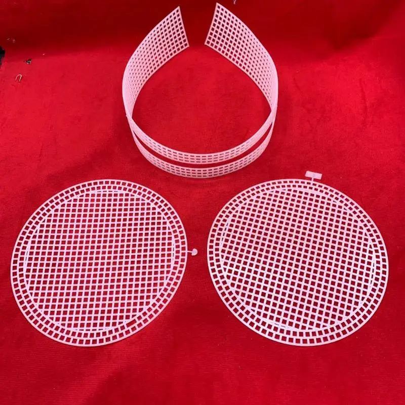 

1Pcs Bag Making DIY Handcraft Bags Weaving Material Latch Hook Bags Made Plastic Grid Hook Plastic Weaving Mesh Cloth