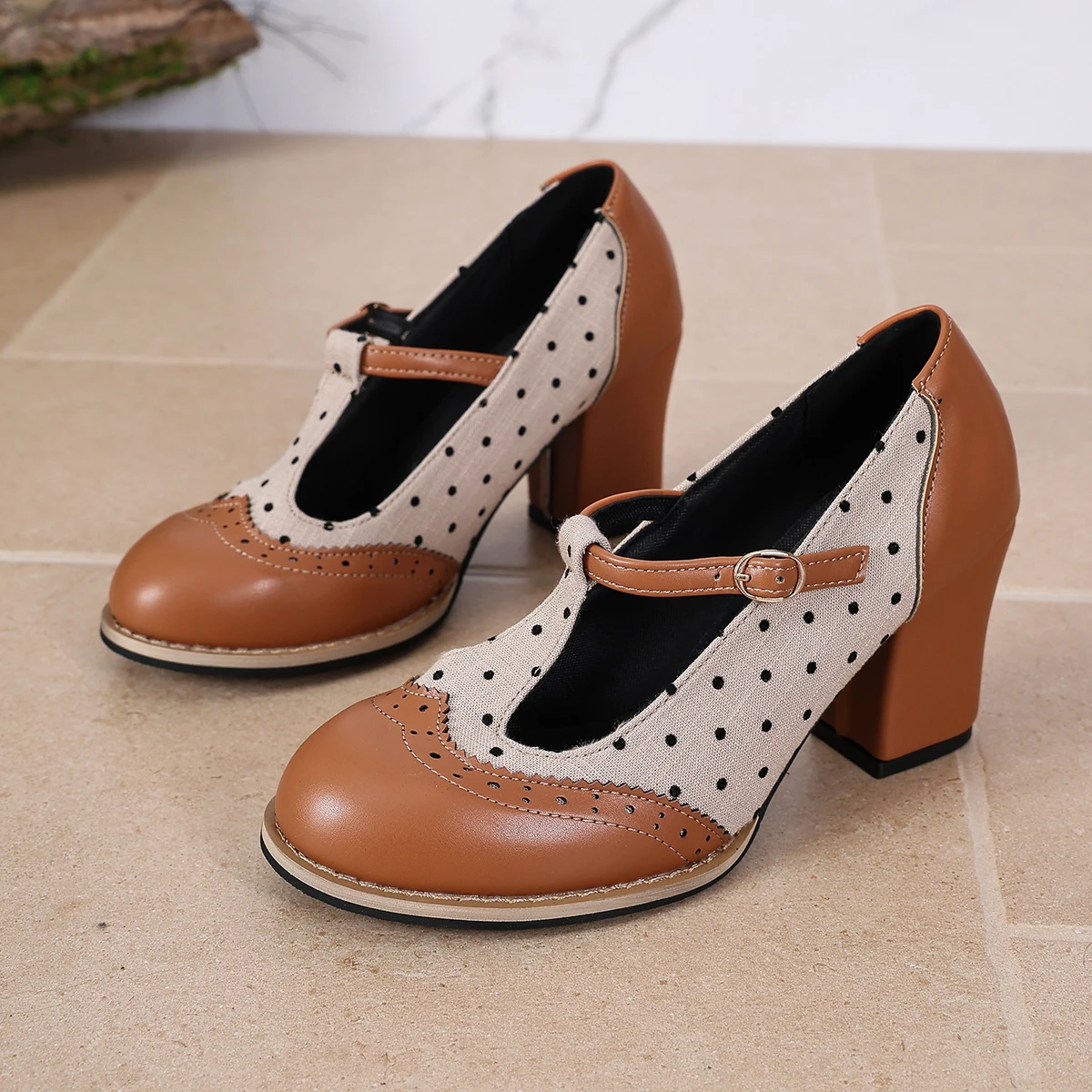 Women Mary Jane Shoes Chunky Block Heel Polka Dot Splicing Strap Brogue Oxford Pumps British Retro Style Fashion Footwear Woman
