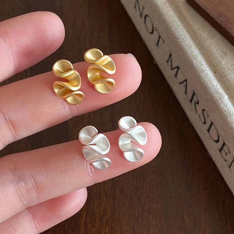 FTCY Geometric Pleated Flowers Stud Earrings for Women Minimalist Gold Silver Color Twisted Small Earrings Women Fashion Jewelry