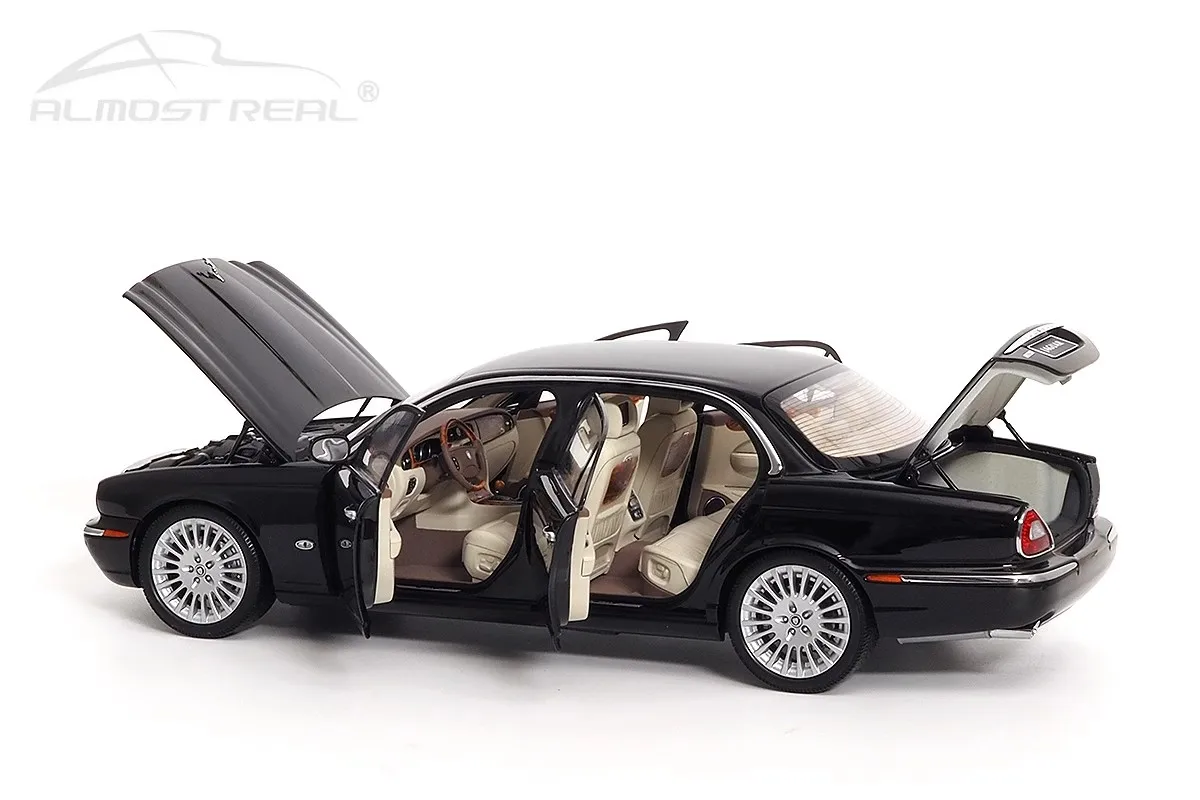 Almost Real Car Model 1/18 Jaguar Xj6 X350 Car Model Simulation Alloy Room Ornament Display Cars Model Boy Collection Toys Gift